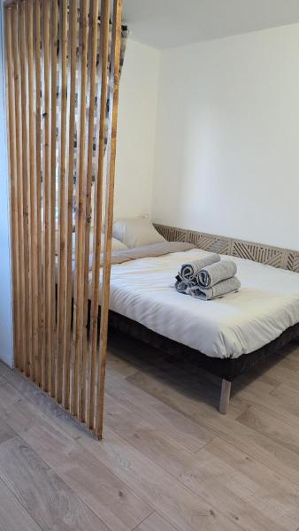 Στη φωτογραφία φαίνεται το αντικείμενο Appartement Cosy dans résidence calme που βρίσκεται στην πόλη Evry-Courcouronnes.
