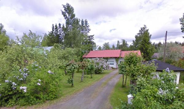 En la foto se muestra el objeto Private house with top location - Koko omakotitalo suurella pihalla ja puusaunalla ubicado en la ciudad de Jokivarsi.