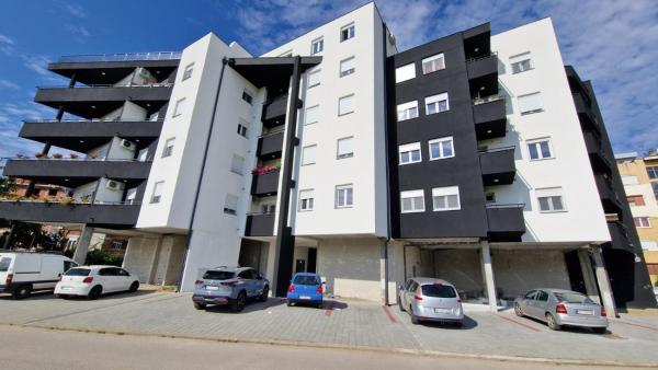 På billedet ses objektet Apartman 028 beliggende i byen Krnjevo.