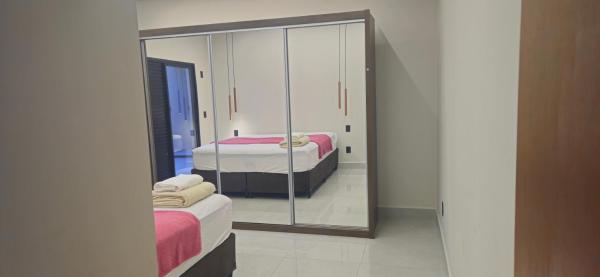A la foto es mostra l'objecte Casa espaço inteiro com Suíte e Garagem jd sabias situat a la ciutat de Indaiatuba.