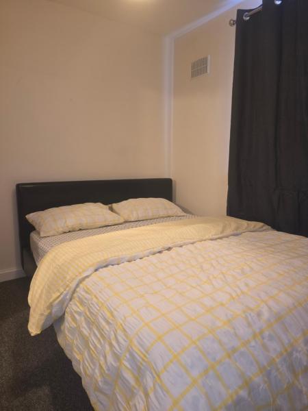 Auf dem Foto ist das Objekt Cozy room in Wolverhampton city centre in der Stadt Wolverhampton zu sehen.