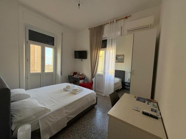 Na zdjęciu widoczny jest obiekt Elegante stanza nel cuore di Scilla położony w mieście Scilla.