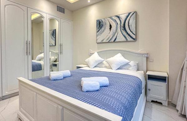 A la foto es mostra l'objecte New Stunning Dubai Marina 1BR apartment in the Iconic Waves Tower! situat a la ciutat de Dubai.