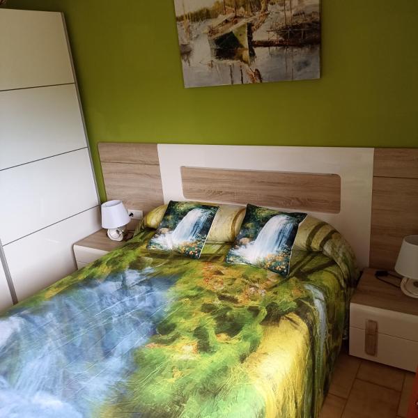 A la foto es mostra l'objecte La Casina independiente de Bruno,de dos dormitorios cerca de la playa situat a la ciutat de Artedo.