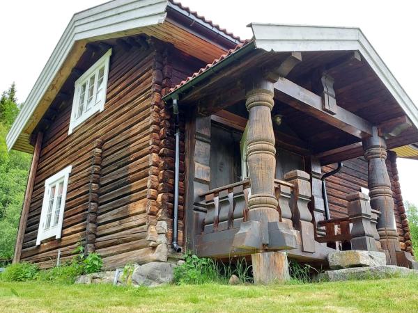 Beautiful Place Among Forests And Fields In A Good Old Style - Eggedal