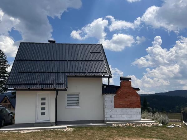 Na fotografii je vidět objekt Vikendica Nuhanović - Vlašić nacházející se ve městě Gostilj.