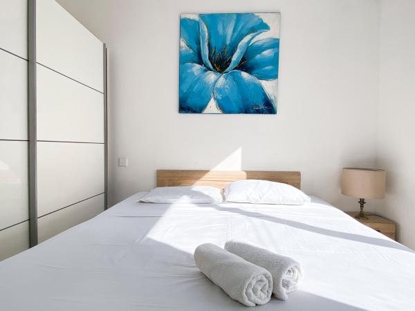 Central Paceville Apartment, St Julian's