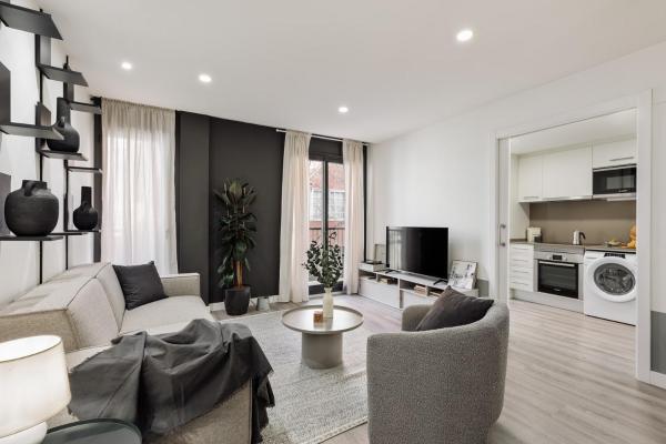 Foto 1: Heures - 2 bedroom, office and pool in Les Corts