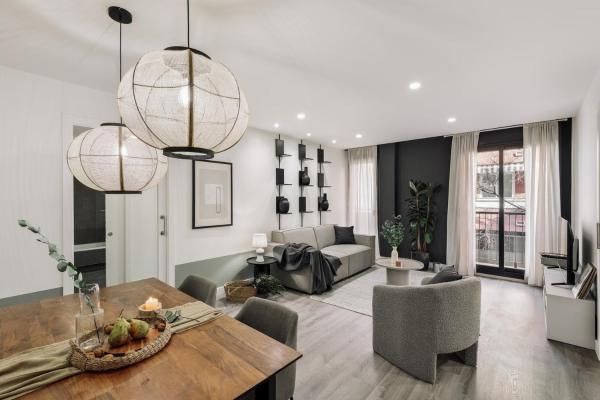 Foto 9: Heures - 2 bedroom, office and pool in Les Corts