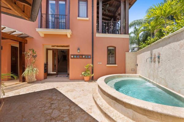Op de foto is het object Las Catalinas Villa 5 BD te zien, gelegen in de stad Playa Danta.