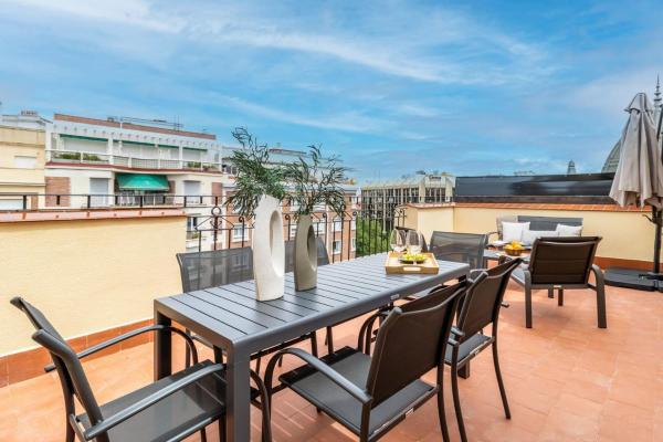 Zdjęcie 1: Ziggy - 3 bedrooms and terrace and balcony in Trafalgar