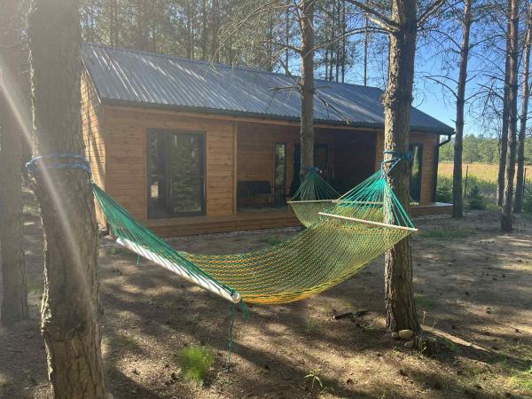 Na zdjęciu widoczny jest obiekt Domek w Miętkich położony w mieście Marksoby.