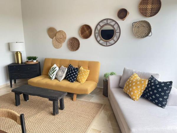 Na zdjęciu widoczny jest obiekt Luxury 3bd apartment with balcony and rooftop pool położony w mieście Tulum.
