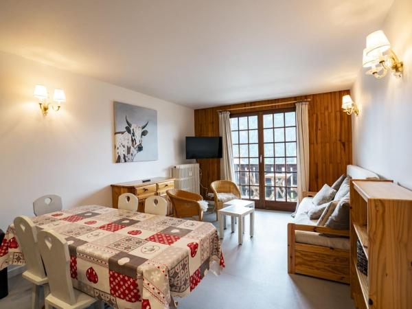 Na fotografii je vidět objekt Chatel: Appt cosy 2 pièces 5 pers, près centre et remontées - FR-1-676-199 nacházející se ve městě Châtel.