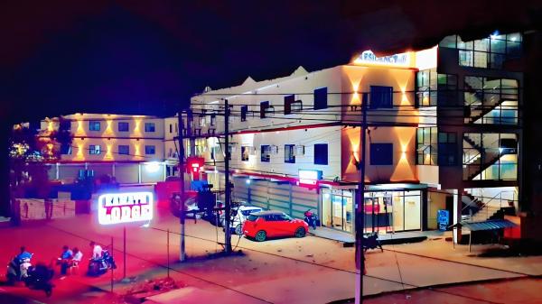 A la foto es mostra l'objecte Kamath Residencyy situat a la ciutat de Māvalli.