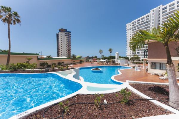 Nella foto è visibile l'oggetto Playa Paraíso vistas piscina y relax situato nella città di Adeje.