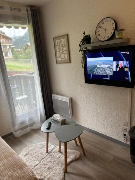 På billedet ses objektet Studio cabine au pied des pistes beliggende i byen Modane.