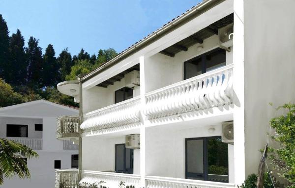 Nella foto è visibile l'oggetto Apartmani Ulcinj Mirza situato nella città di Ulcinj.