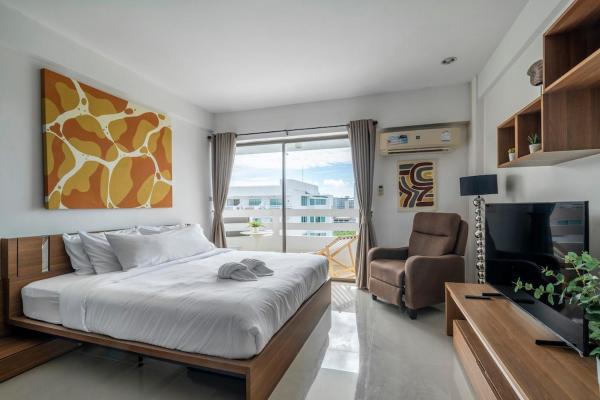 Jomtien beach Condotel Seaview 11th floor, Ban Nong Chaeng