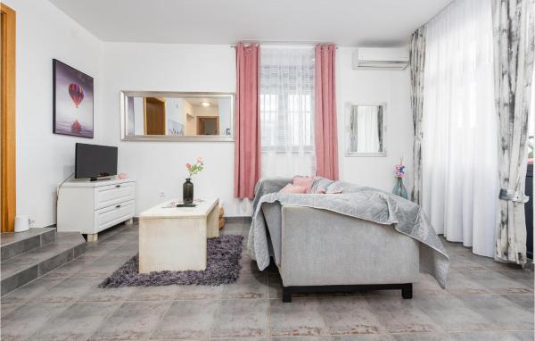 Lovely Apartment In Zadar With Wifi, Zara (Zadar)