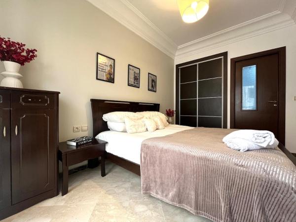 Central Studio Casablanca, Casablanca