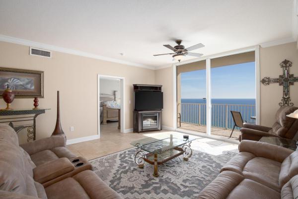 Bilde 9: Sleep in Comfort in The Most Spacious 2 Bedrooms Tidewater Has to Offer
