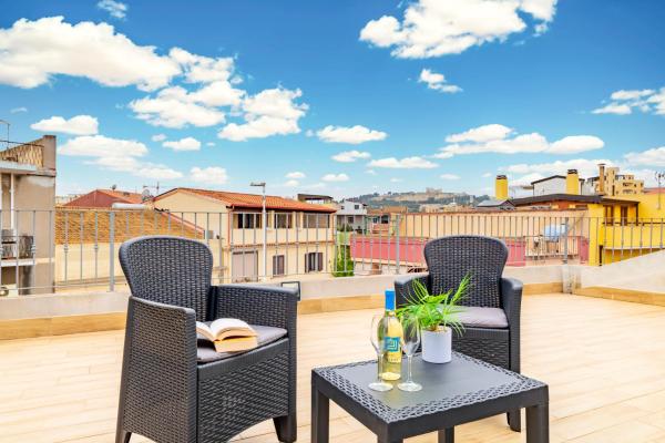 Charming Loft With Large Terrace - Cagliari