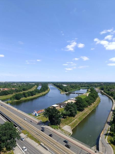 A la foto es mostra l'objecte 17th Floor with River View Panorama situat a la ciutat de Wrocław.