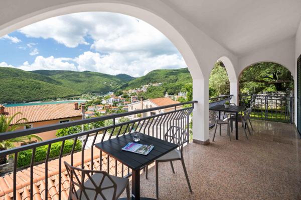 Na zdjęciu widoczny jest obiekt Apartment Rabac 12 położony w mieście Rabac.