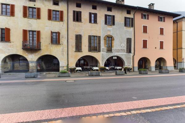 Na fotografii je vidět objekt Bissone Room nacházející se ve městě Melide.