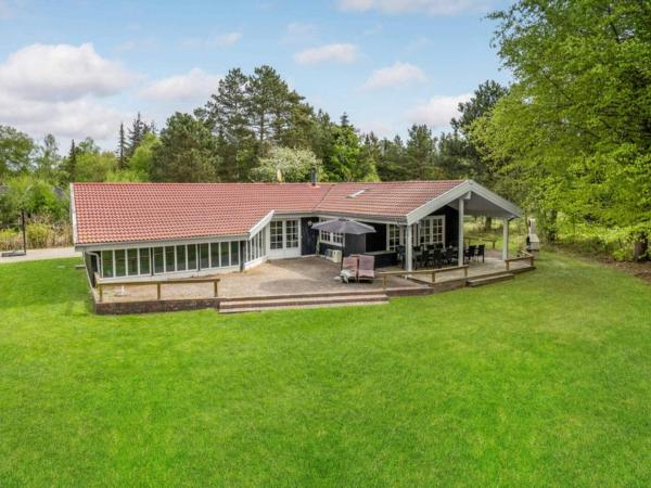 Na zdjęciu widoczny jest obiekt 4 star holiday home in Vig położony w mieście Vig.