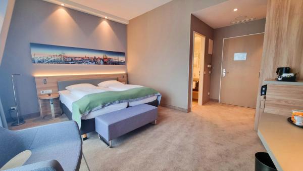 A la foto es mostra l'objecte Hotel Panorama Hamburg-Harburg situat a la ciutat de Harburg.