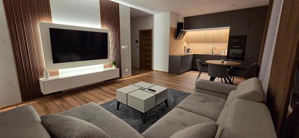 På billedet ses objektet 1-Bedroom LUX Apartment with Balcony & Underground Parking Garage beliggende i byen Jamník.