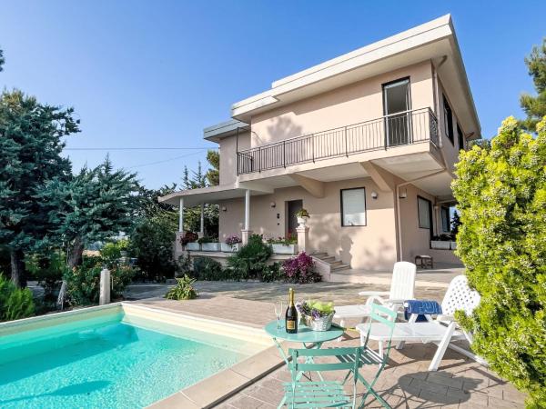 A la foto es mostra l'objecte Holiday Home Villa Jose - PGI212 by Interhome situat a la ciutat de Civezza.