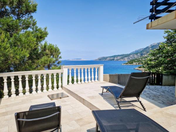 A la foto es mostra l'objecte Holiday Home Mara by Interhome situat a la ciutat de Prizna.