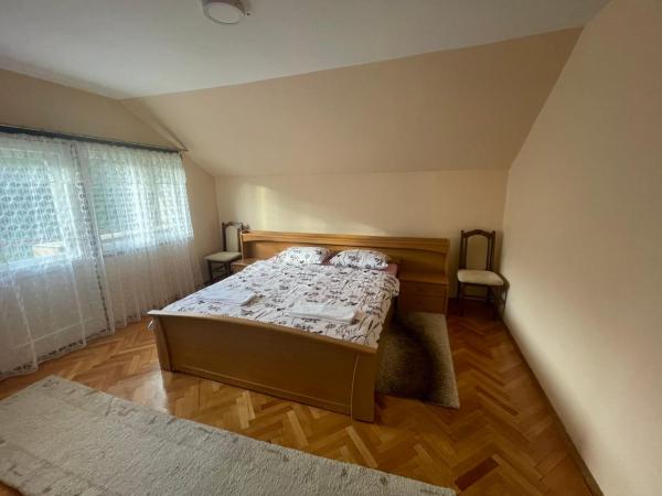 A la foto es mostra l'objecte Apartman Tjentiste situat a la ciutat de Tjentište.
