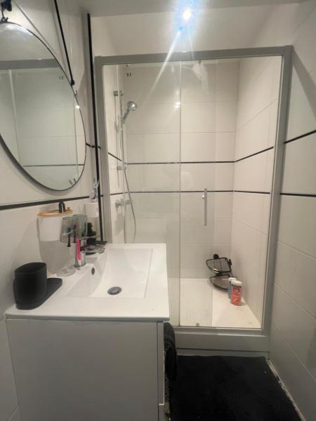 A la foto es mostra l'objecte Cosy appartement situat a la ciutat de Étampes.