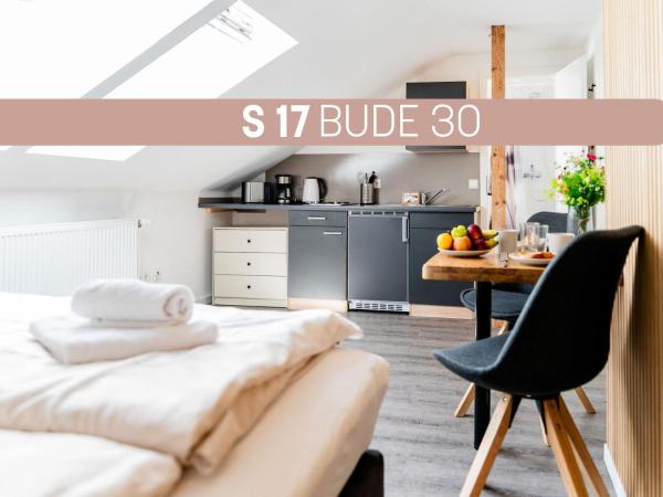 A la foto es mostra l'objecte S17 Bude 30 Studio situat a la ciutat de Flensburg.