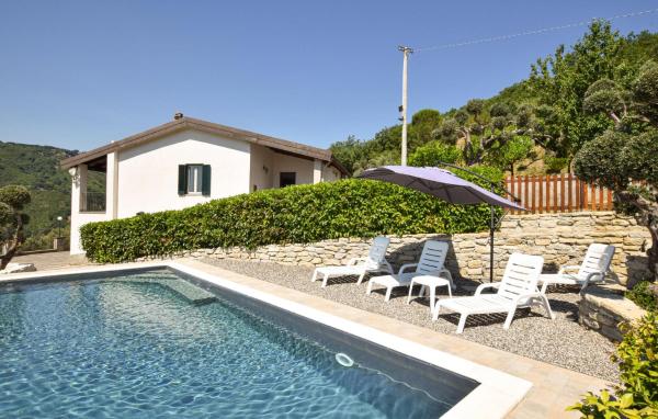 Kuvassa näkyy kohde 3 Bedroom Beautiful Home In Librizzi, joka sijaitsee kaupungissa Librizzi.