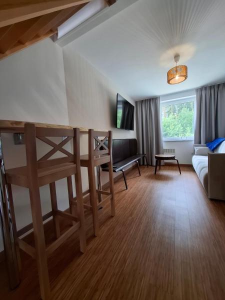 写真にはAntoniewo市にあるApartamenty Młynが写っています。