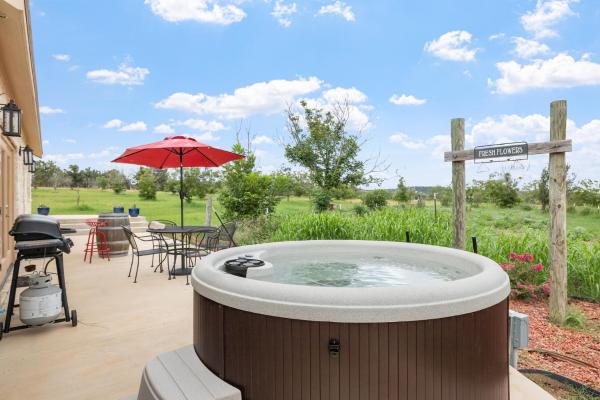 Pecan Farm Garden Haus