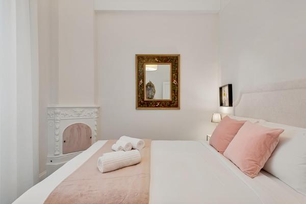 Golden Luxe - 4 Suites, Frescoes And Garden - Firence