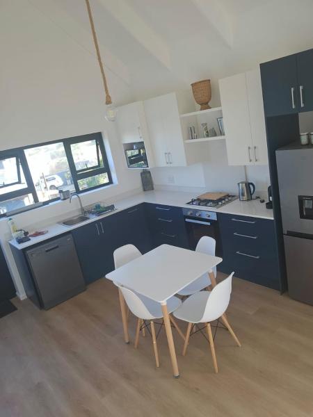 A la foto es mostra l'objecte Lavender Apartment situat a la ciutat de Cape St Francis.