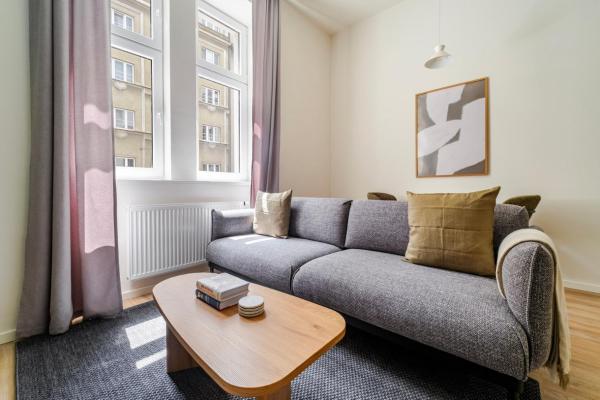 Blueground Holešovice city view nr Vltava PRG-51, Прага