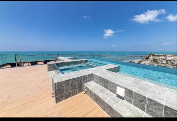 Nella foto è visibile l'oggetto Beira-mar Luxuoso New Time situato nella città di Maceió.
