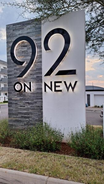 A la foto es mostra l'objecte The Luxury Apartments situat a la ciutat de Midrand.