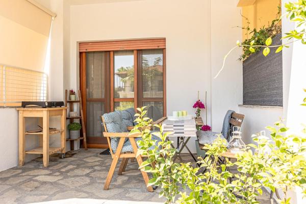 Memory House Halkidiki, Private Family Maisonette - Greece