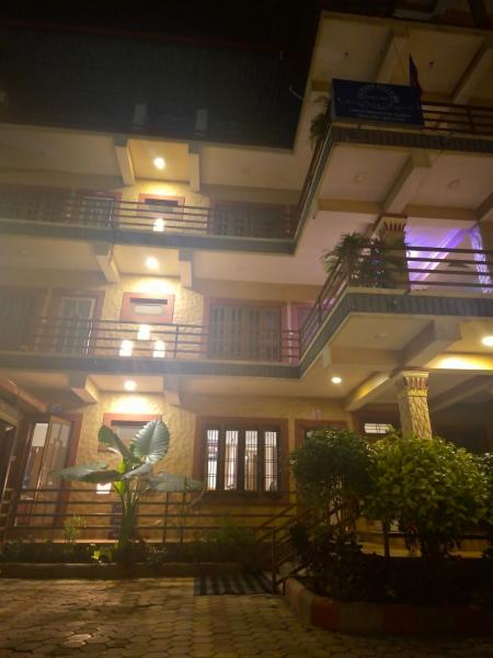 A la foto es mostra l'objecte Sauraha Alley Inn Lumanti situat a la ciutat de Sauraha.