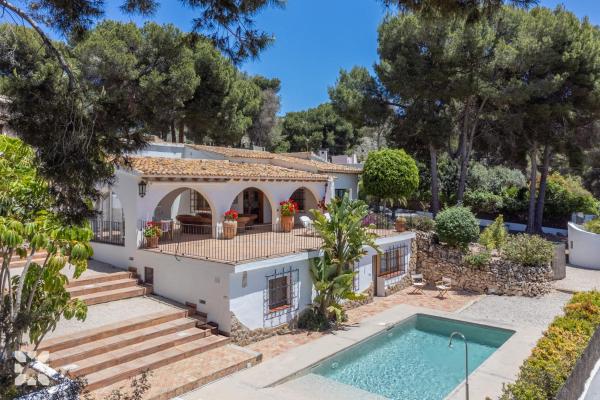 På billedet ses objektet Villa Buenos Aires by Abahana Villas beliggende i byen Teulada.