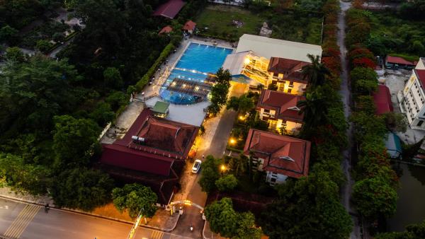 Vạn Xuân Royal Hotel - Nam Bình